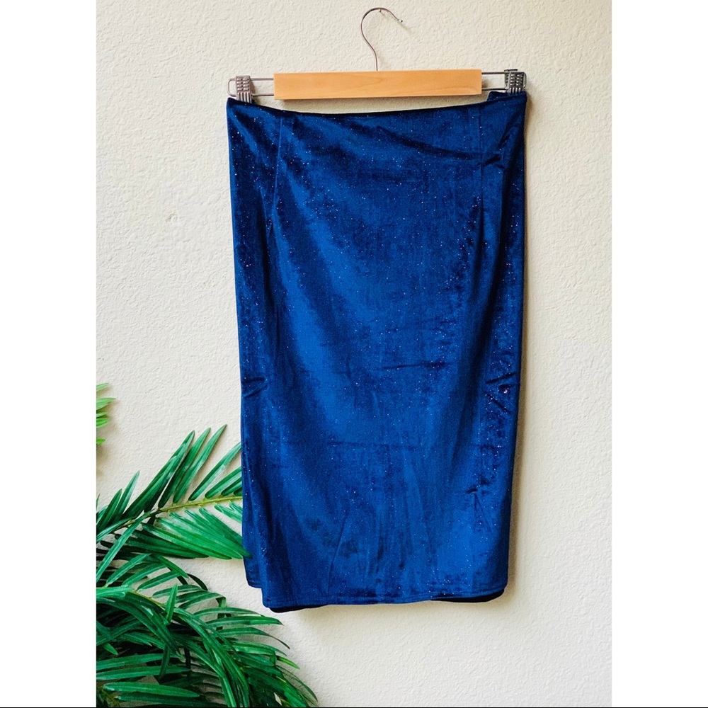 navy blue high waisted skirt! - Picture 2 of 3